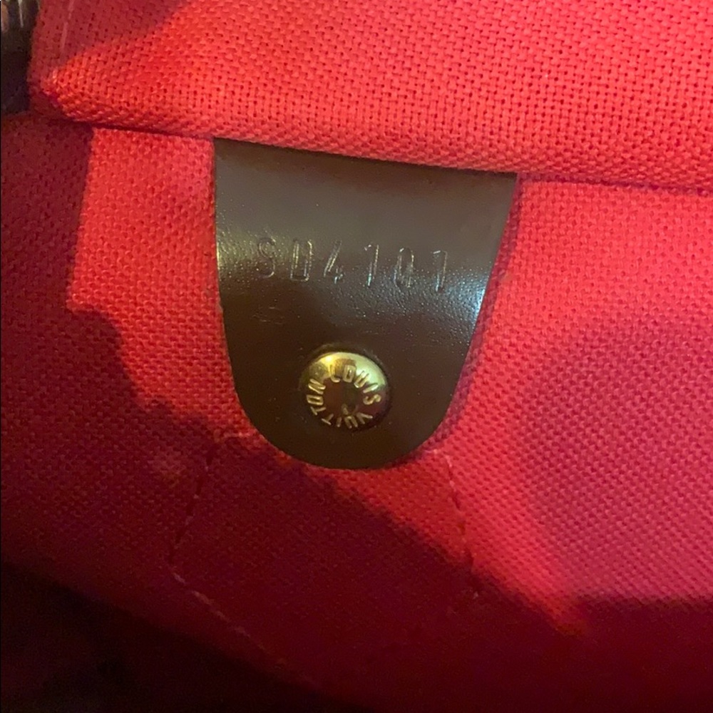 Louis Vuitton Speedy Bag - Picture 11 of 13